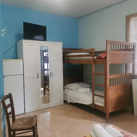 Ambra Маринелла-ди-Сарцана