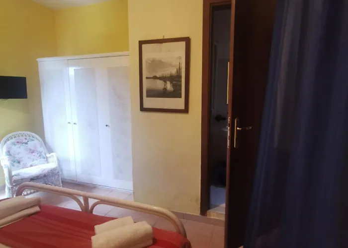 Ambra 马里内拉迪萨尔扎纳