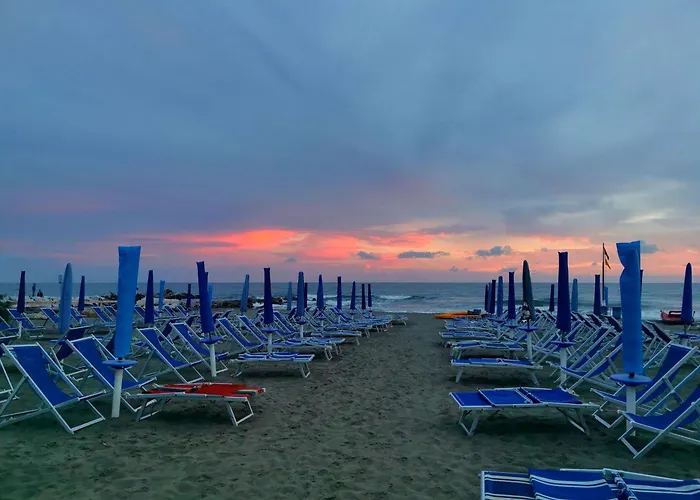 Ambra 招待所 马里内拉迪萨尔扎纳