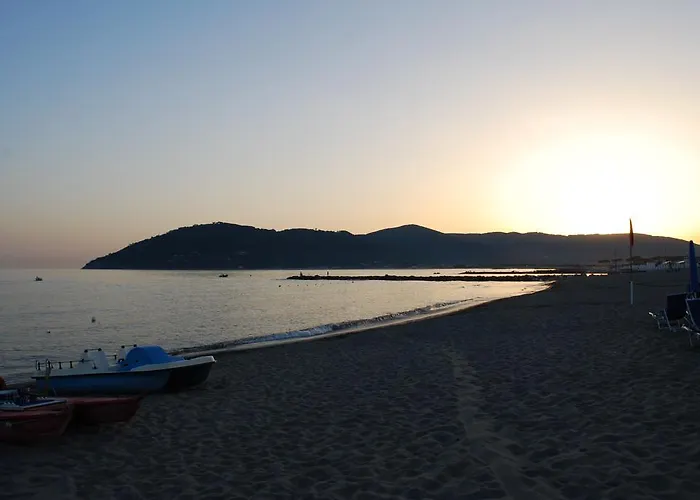 Ambra 3* 马里内拉迪萨尔扎纳